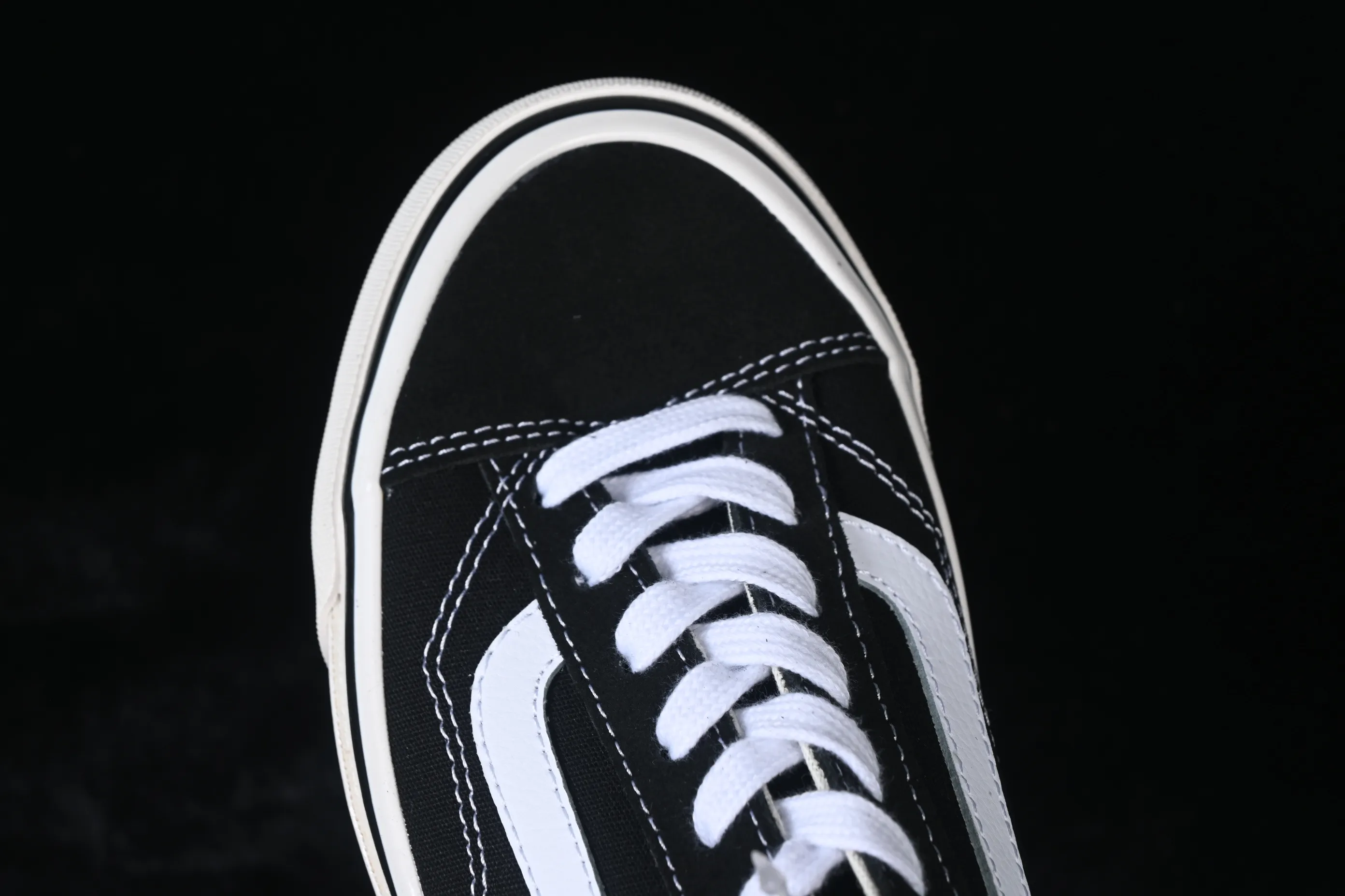 All categories Vans Vans series Vans Low Vans low-top Vans Old Skool high-end branch low-top casual sneakers VN0000E8VBPT